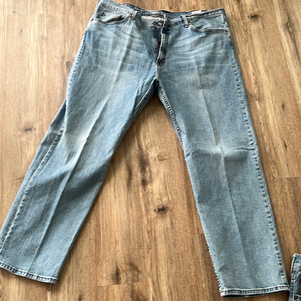 Men’s wrangler relaxed, fit jeans 40/30